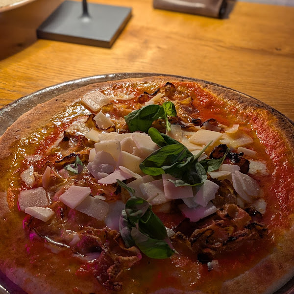 Madi pizza